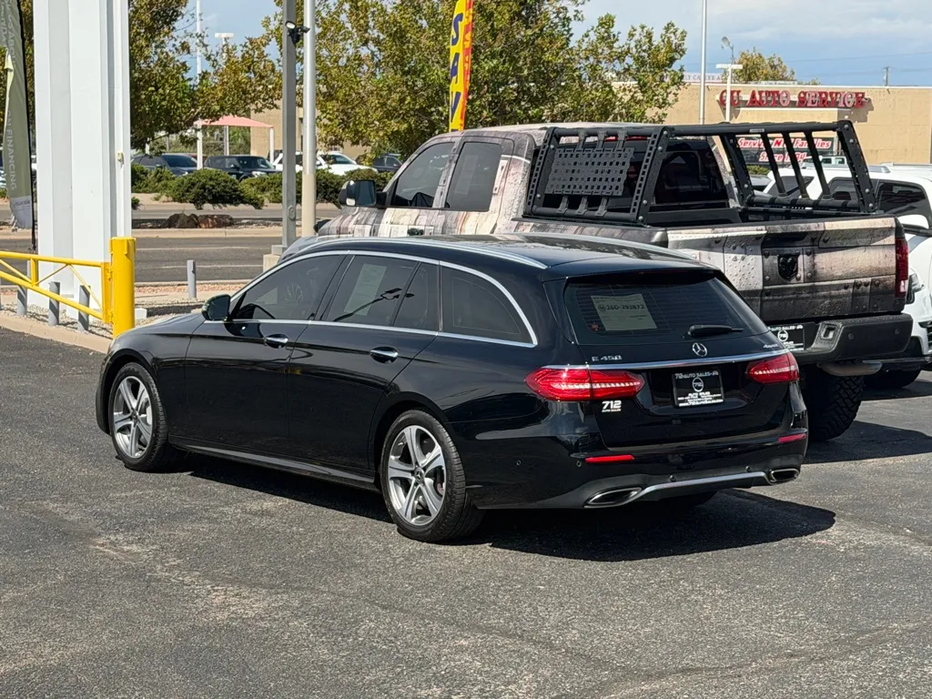 Mercedes-Benz E-Class photo 48
