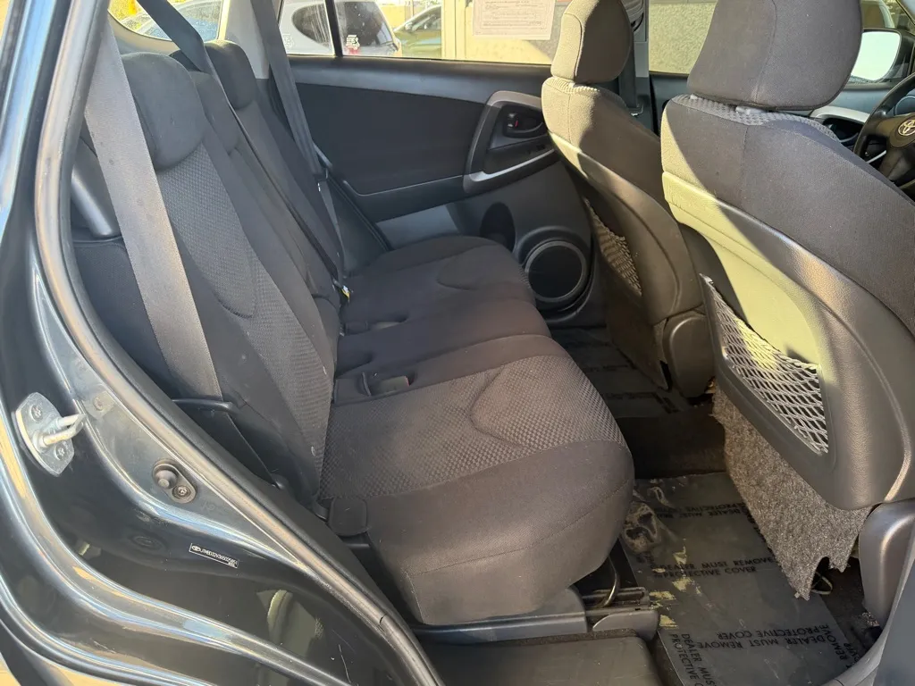 Toyota RAV4 photo 22