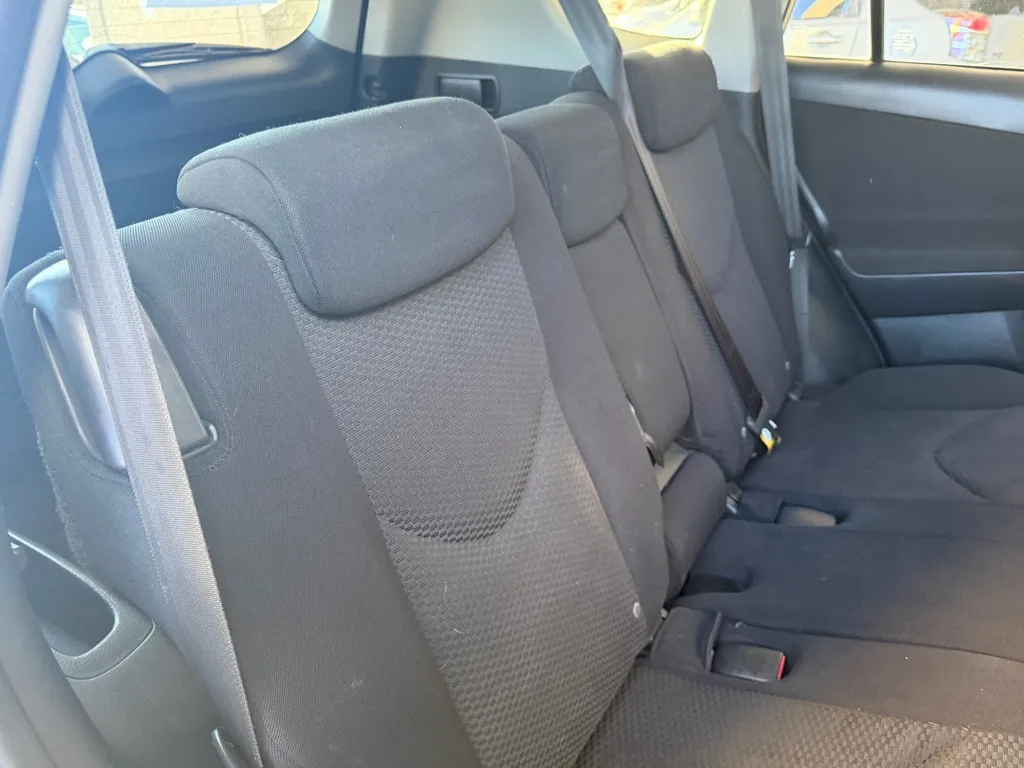 Toyota RAV4 photo 23