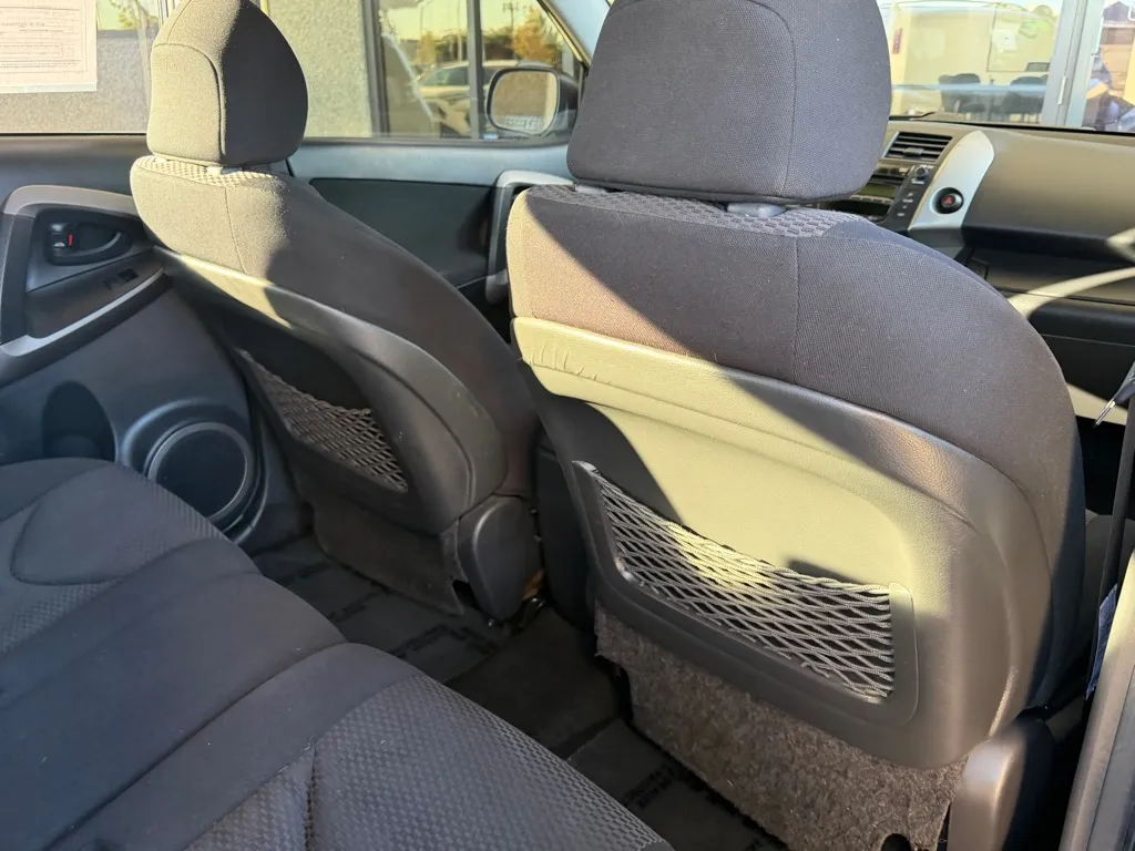 Toyota RAV4 photo 24