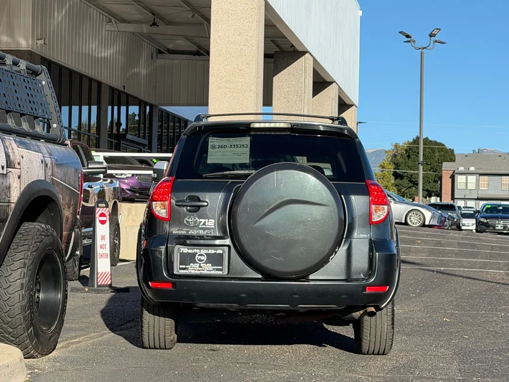 Toyota RAV4 photo 38