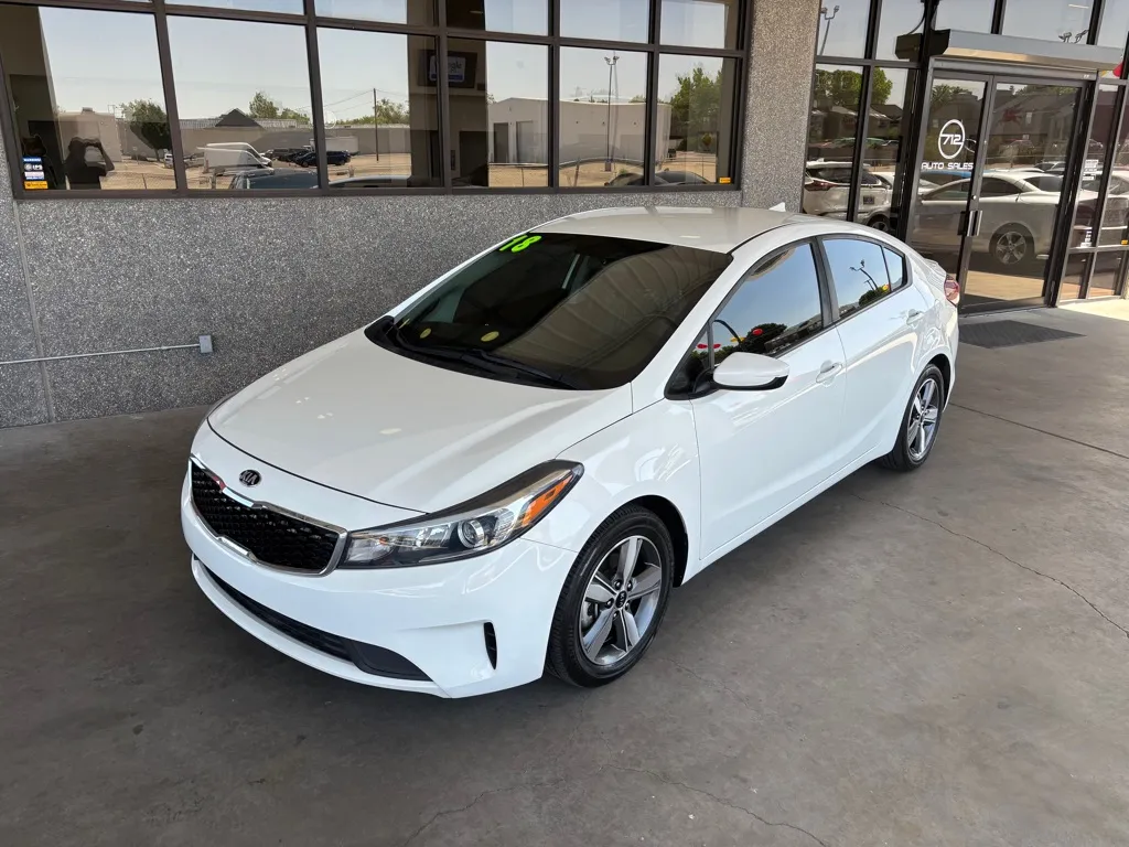 White 2018 KIA FORTE LX for sale in Albuquerque, NM