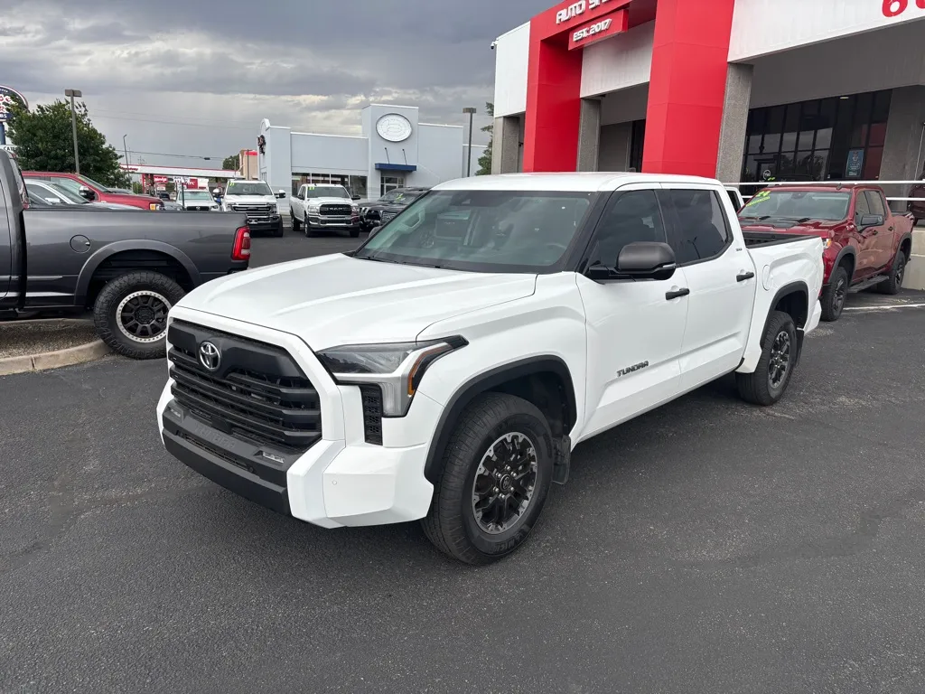 White 2023 TOYOTA TUNDRA CREWMAX SR5 for sale in Albuquerque, NM