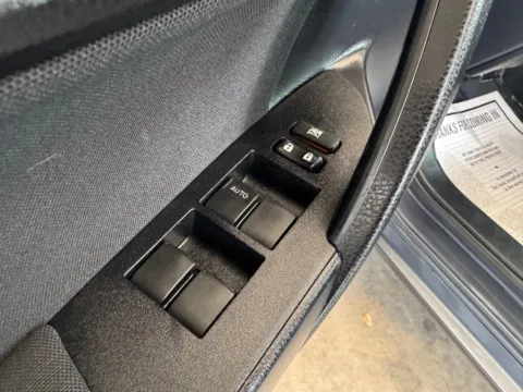 More photos of 2017 TOYOTA COROLLA LE at 712 Auto Sales, NM