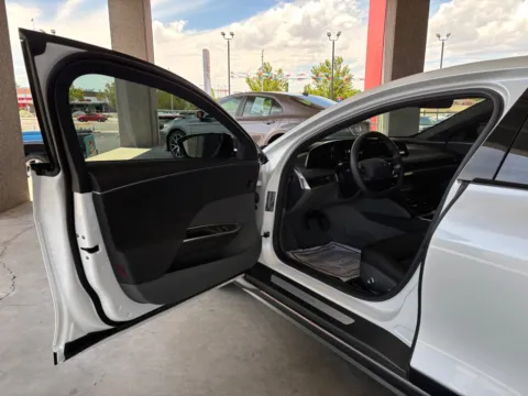 More photos of 2024 LUCID MOTORS AIR PURE at 712 Auto Sales, NM