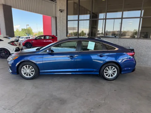 Photos of 2019 HYUNDAI SONATA SE for sale in Albuquerque, NM at 712 Auto Sales