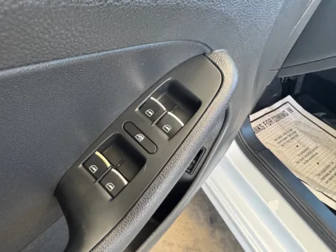 More photos of 2017 VOLKSWAGEN JETTA SEL at 712 Auto Sales, NM