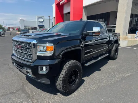 Black 2019 GMC SIERRA 2500 DENALI for sale in Albuquerque, NM