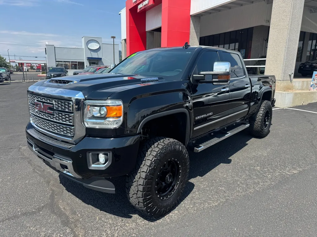 Black 2019 GMC SIERRA 2500 DENALI for sale in Albuquerque, NM