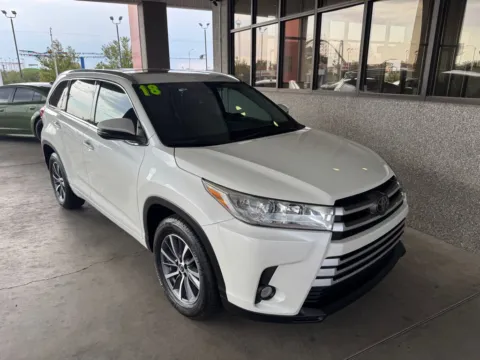 More photos of 2018 TOYOTA HIGHLANDER SE at 712 Auto Sales, NM