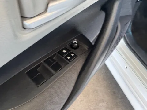 More photos of 2021 TOYOTA COROLLA LE at 712 Auto Sales, NM