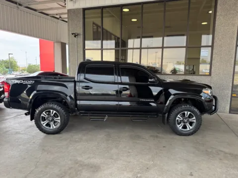 Another view of 2017 TOYOTA TACOMA DOUBLE CAB for sale in Albuquerque, NM at 712 Auto Sales