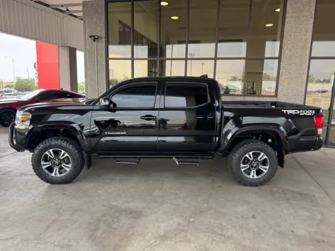 Photos of 2017 TOYOTA TACOMA DOUBLE CAB for sale in Albuquerque, NM at 712 Auto Sales