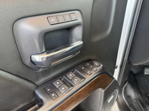 More photos of 2017 GMC SIERRA 3500 DENALI at 712 Auto Sales, NM