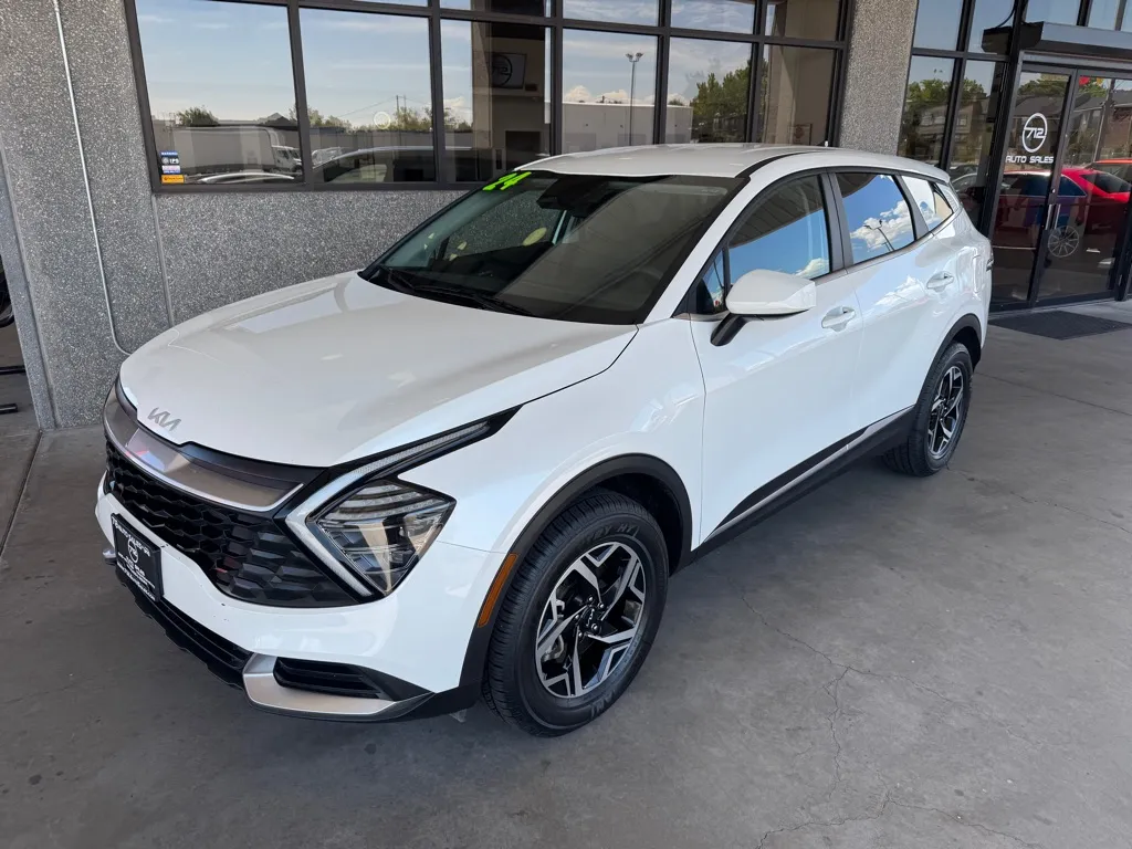 2024 Kia Sportage LX