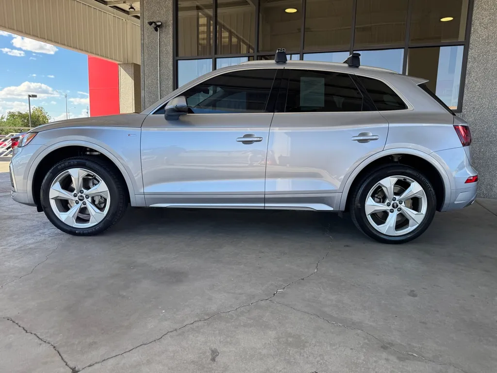 2022 Audi Q5 Premium Plus - Photo 29
