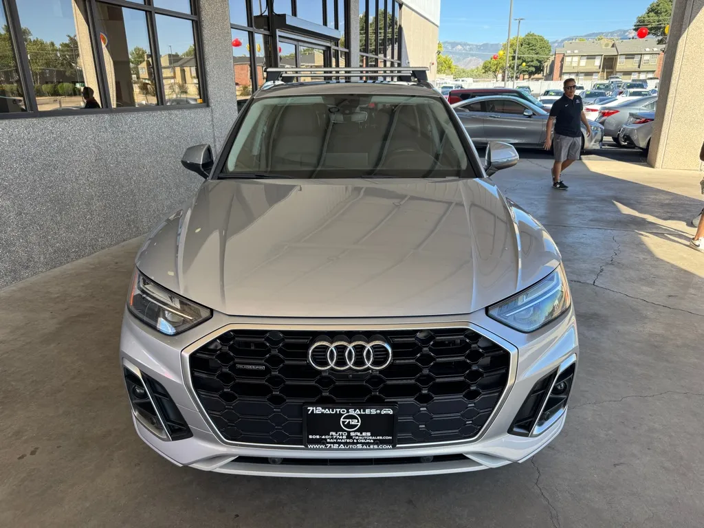 2022 Audi Q5 Premium Plus - Photo 24