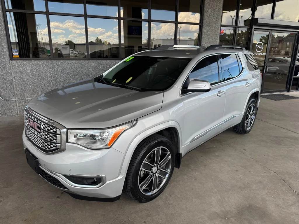 Silver 2018 GMC ACADIA DENALI for sale in Albuquerque, NM
