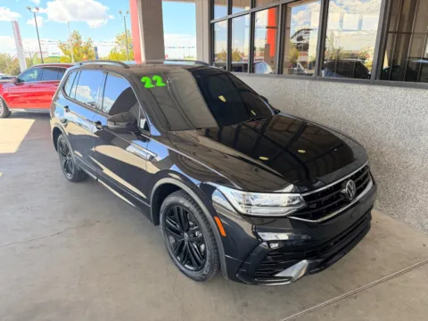 More photos of 2022 VOLKSWAGEN TIGUAN SE R-LINE BLACK at 712 Auto Sales, NM