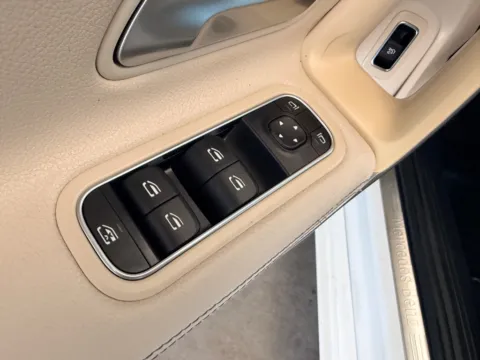 More photos of 2019 MERCEDES-BENZ A 220 4MATIC at 712 Auto Sales, NM