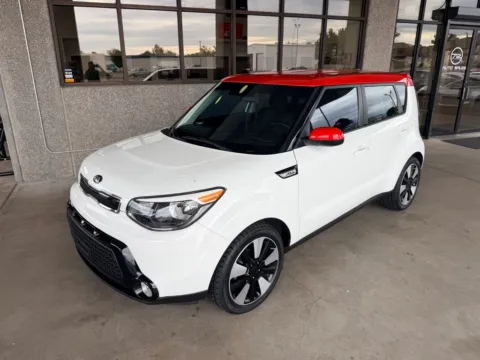 White 2016 KIA SOUL + for sale in Albuquerque, NM