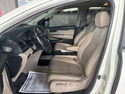 More photos of 2019 HONDA ODYSSEY EXL at 712 Auto Sales, NM