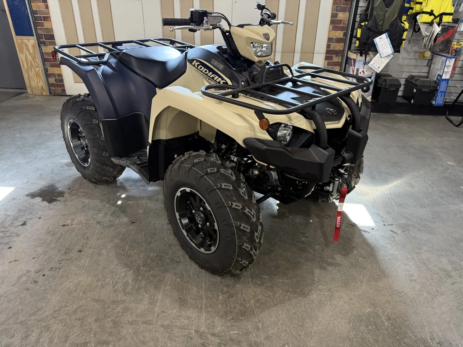 Beige 2025 YAMAHA Kodiak 450 EPS SE for sale in Cody, WY