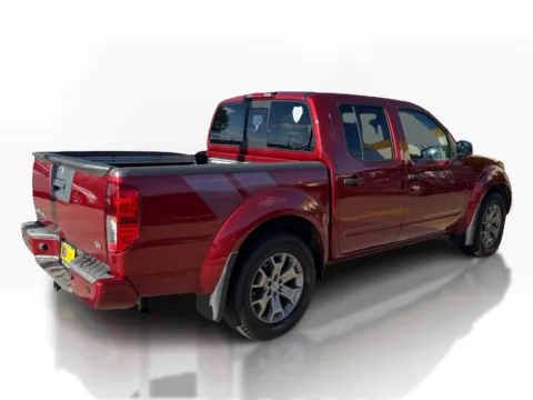 More photos of 2020 Nissan Frontier Crew Cab 4x2 SV Auto at 5 Star Auto Plaza - St. Charles, MO