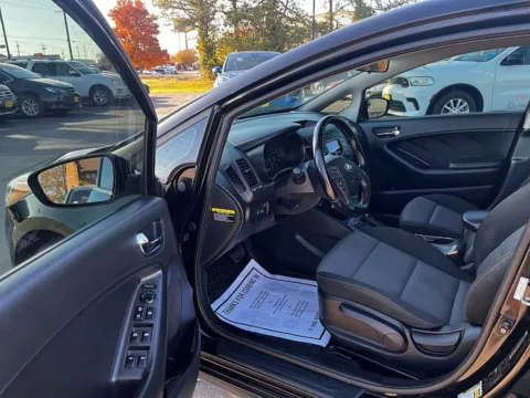 More photos of 2016 Kia Forte 4d Sedan EX at 5 Star Auto Plaza - St. Charles, MO