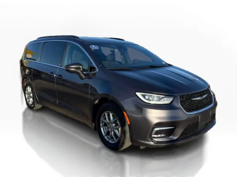 Another view of 2022 Chrysler Pacifica Touring FWD for sale in Saint Charles, MO at 5 Star Auto Plaza - St. Charles