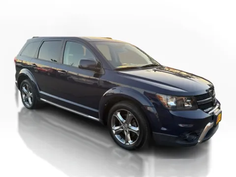 Another view of 2017 Dodge Journey 4d SUV AWD Crossroad Plus for sale in Saint Charles, MO at 5 Star Auto Plaza - St. Charles