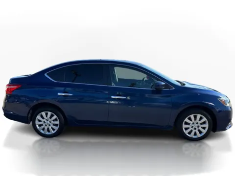 More photos of 2017 Nissan Sentra 4d Sedan SV at 5 Star Auto Plaza - St. Charles, MO