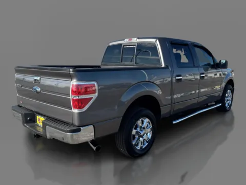 More photos of 2014 Ford F-150 Supercrew XLT 5 1/2 at 5 Star Auto Plaza - St. Charles, MO