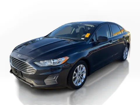 Blue 2020 Ford Fusion 4d Sedan FWD SE 1.5L EcoBoost for sale in Saint Charles, MO