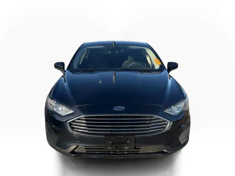Photos of 2020 Ford Fusion 4d Sedan FWD SE 1.5L EcoBoost for sale in Saint Charles, MO at 5 Star Auto Plaza - St. Charles