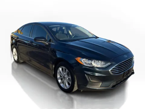 Another view of 2020 Ford Fusion 4d Sedan FWD SE 1.5L EcoBoost for sale in Saint Charles, MO at 5 Star Auto Plaza - St. Charles