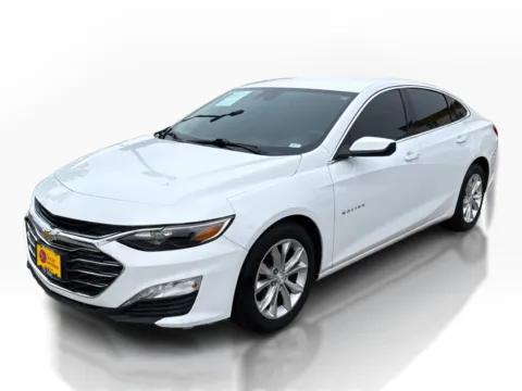White 2023 Chevrolet Malibu 4dr Sdn 1LT for sale in Saint Charles, MO