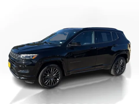 Black 2022 Jeep Compass High Altitude 4x4 for sale in Saint Charles, MO