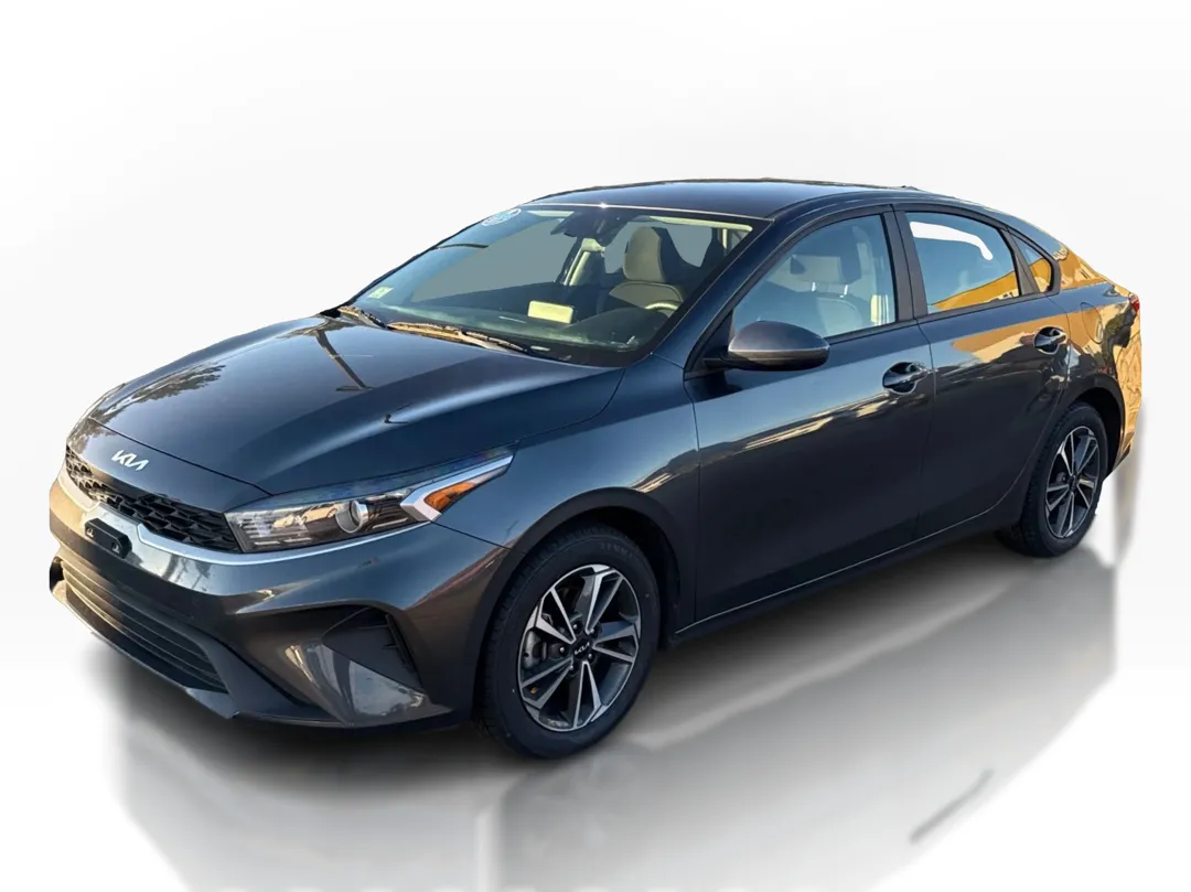 2024 Kia Forte LXS's photo