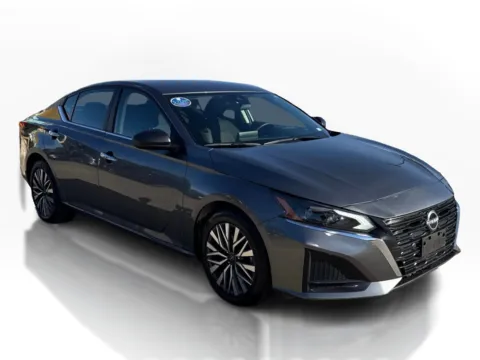 Another view of 2024 Nissan Altima 2.5 SV Sedan for sale in Saint Charles, MO at 5 Star Auto Plaza - St. Charles