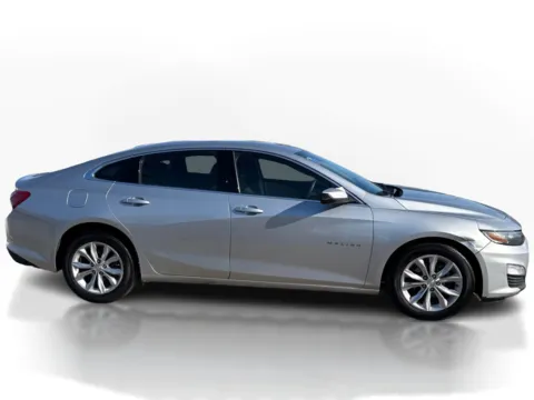 More photos of 2019 Chevrolet Malibu 4d Sedan LT at 5 Star Auto Plaza - St. Charles, MO