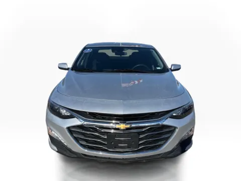 Photos of 2019 Chevrolet Malibu 4d Sedan LT for sale in Saint Charles, MO at 5 Star Auto Plaza - St. Charles