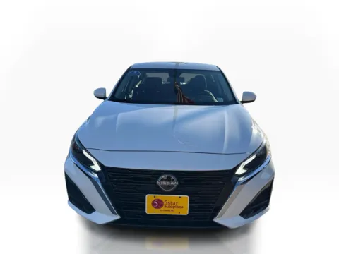 Photos of 2023 Nissan Altima 2.5 S Sedan for sale in Saint Charles, MO at 5 Star Auto Plaza - St. Charles