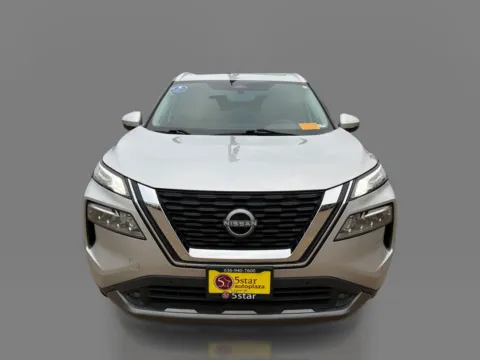 Photos of 2022 Nissan Rogue AWD SL for sale in Saint Charles, MO at 5 Star Auto Plaza - St. Charles