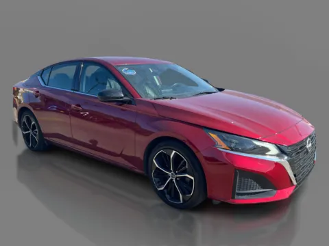 Another view of 2023 Nissan Altima 2.5 SR Sedan for sale in Saint Charles, MO at 5 Star Auto Plaza - St. Charles