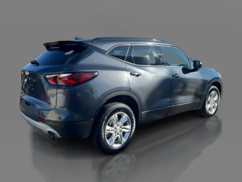 More photos of 2022 Chevrolet Blazer FWD 4dr LT w/2LT at 5 Star Auto Plaza - St. Charles, MO