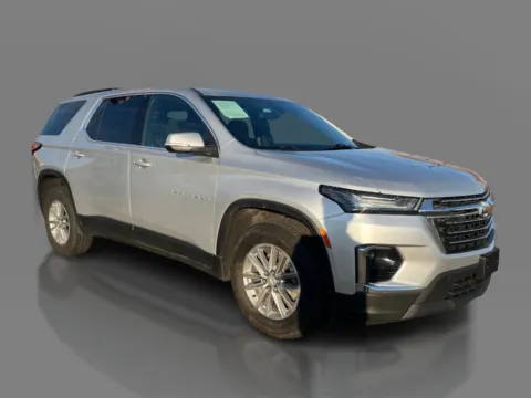 Another view of 2022 Chevrolet Traverse FWD 4dr LT Cloth w/1LT for sale in Saint Charles, MO at 5 Star Auto Plaza - St. Charles