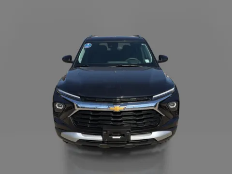 Photos of 2024 Chevrolet Trailblazer FWD 4dr LT for sale in Saint Charles, MO at 5 Star Auto Plaza - St. Charles