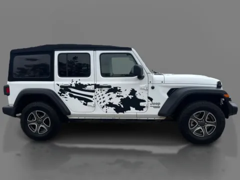More photos of 2021 Jeep Wrangler Unlimited Sport S 4x4 at 5 Star Auto Plaza - St. Charles, MO