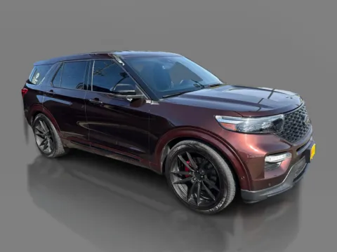 Another view of 2020 Ford Explorer 4d SUV 4WD ST 3.0L EcoBoost for sale in Saint Charles, MO at 5 Star Auto Plaza - St. Charles